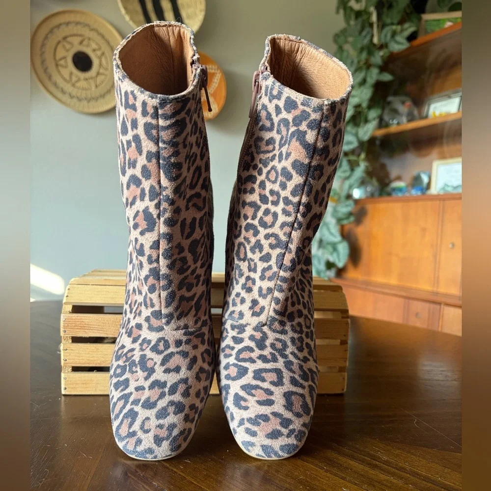 Free People Nicola Suede Block Heel Calf Boots Leopard Cheetah Women’s 37 7 - Picture 2 of 12